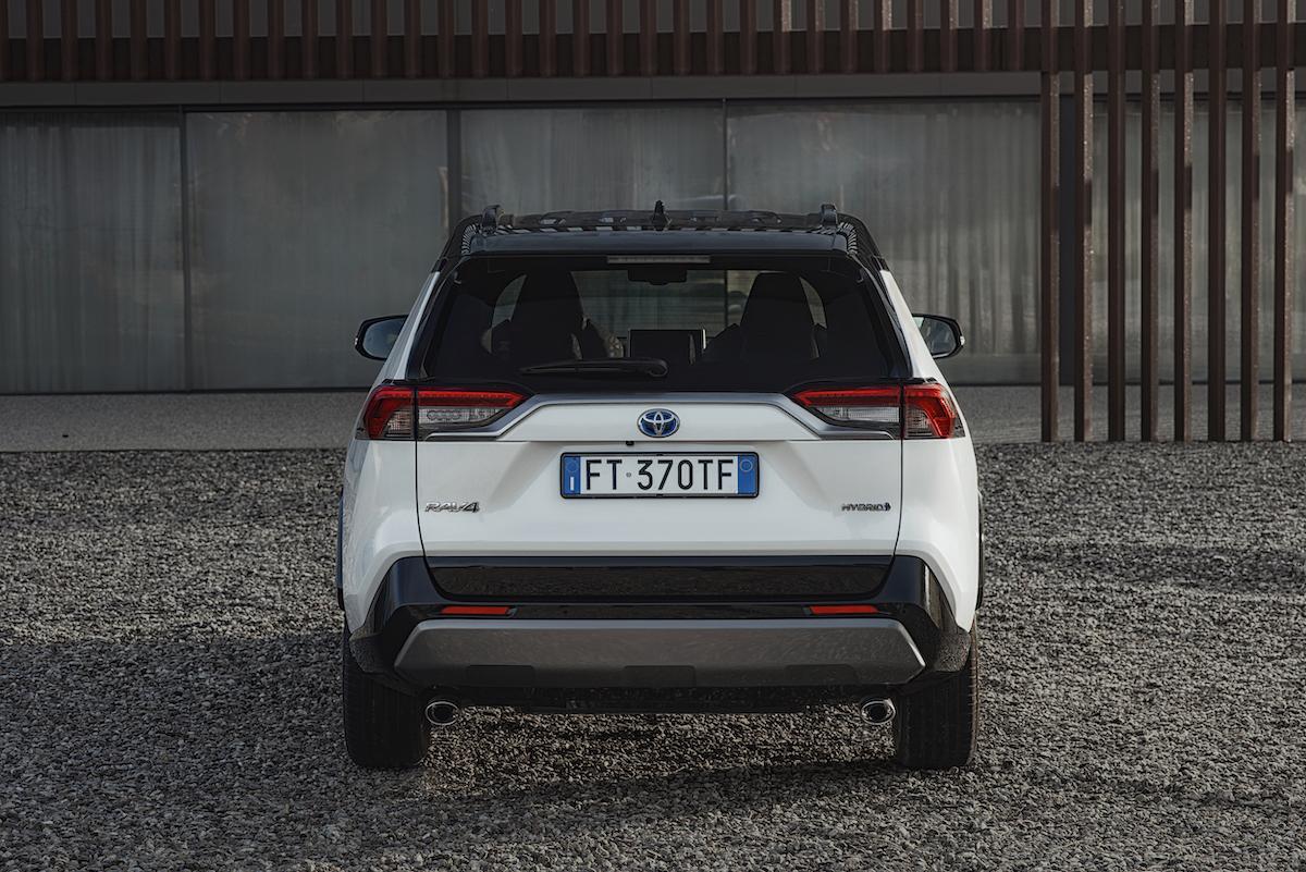 Rijtest Toyota Rav4 HYBRID AWD 2019 Rijtest Toyota Rav4 HYBRID AWD 2019
