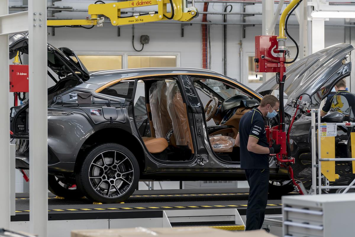 Aston Martin DBX productie start Aston Martin DBX productie start