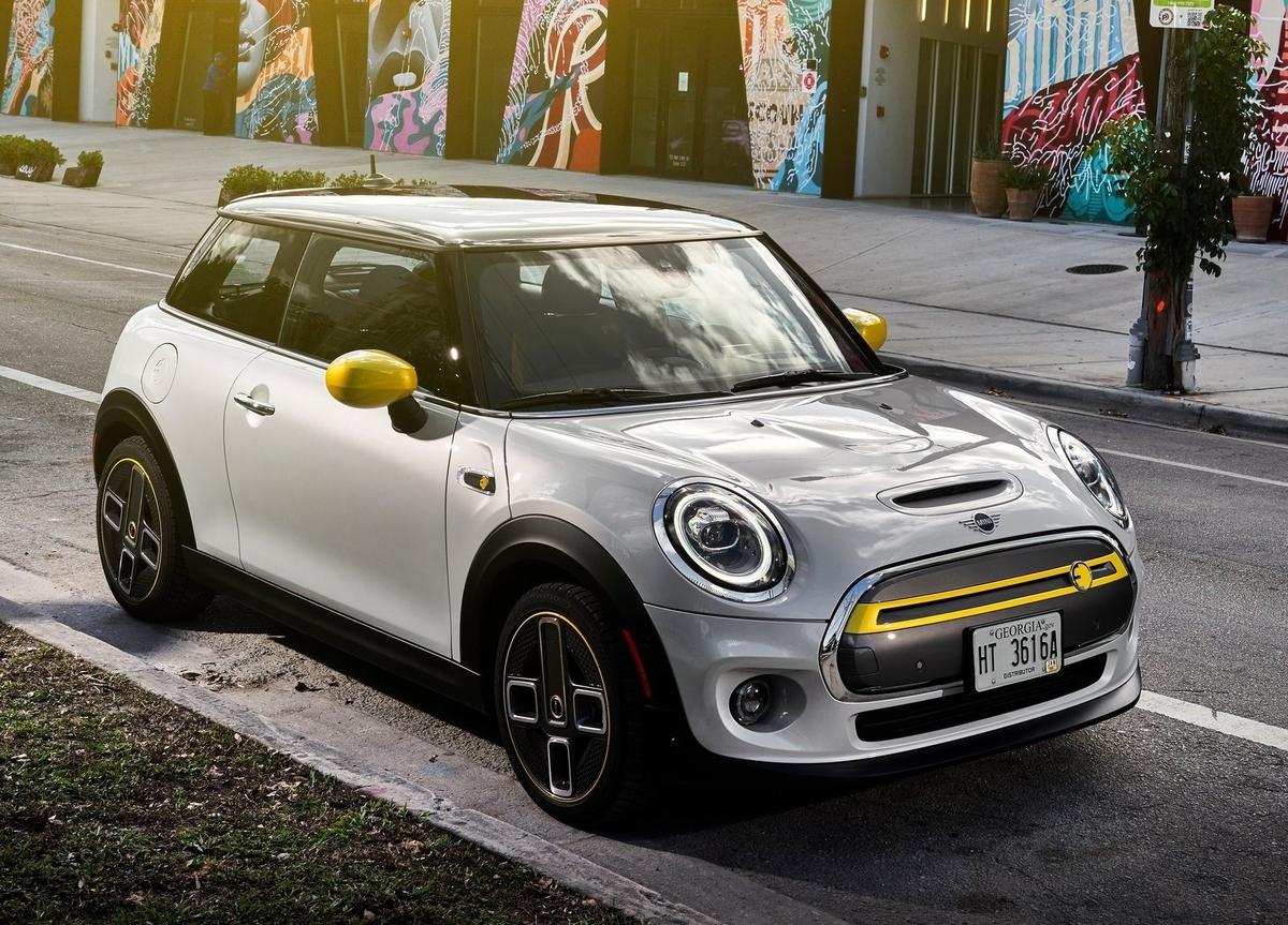 Mini Cooper SE review rijtest Electric 2020 Mini Cooper SE review rijtest Electric 2020