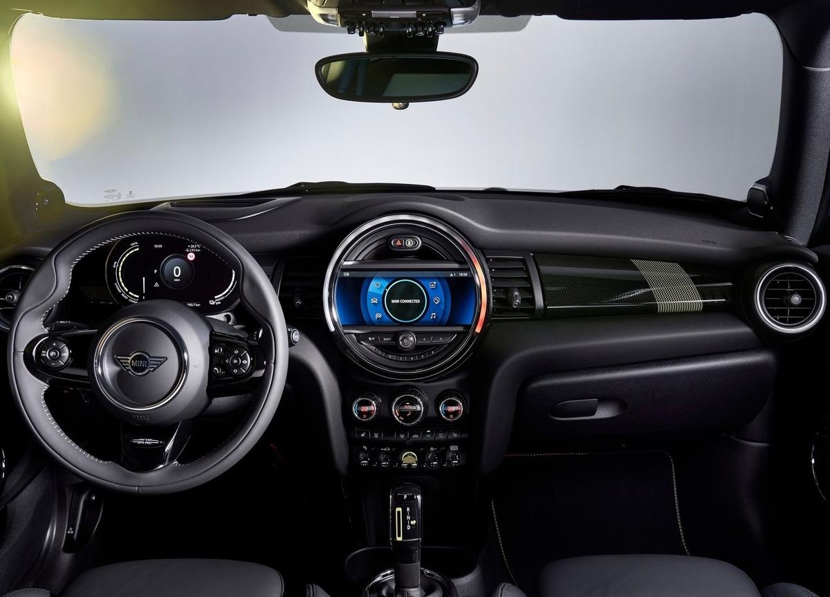 Mini Cooper SE review rijtest Electric 2020 Mini Cooper SE review rijtest Electric 2020