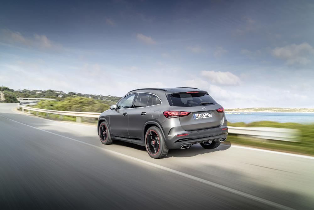 Mercedes GLA 200 Mercedes GLA 200 rijtest Autofans 2020