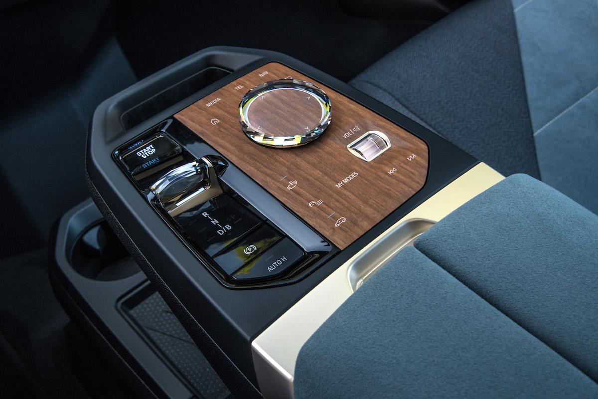 Rijtest BMW iX Review 2021 Rijtest BMW iX Review 2021