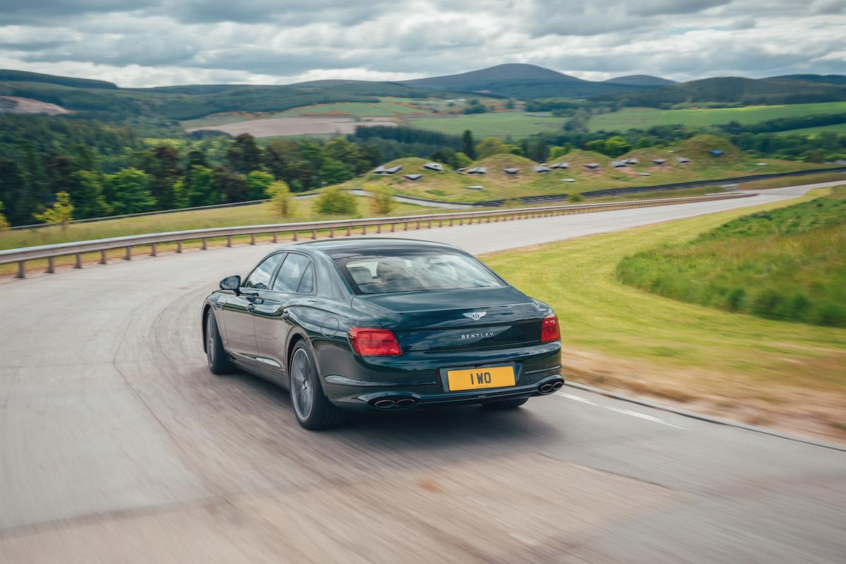Bentley Flying Spur Hybrid 2021 Bentley Flying Spur Hybrid 2021