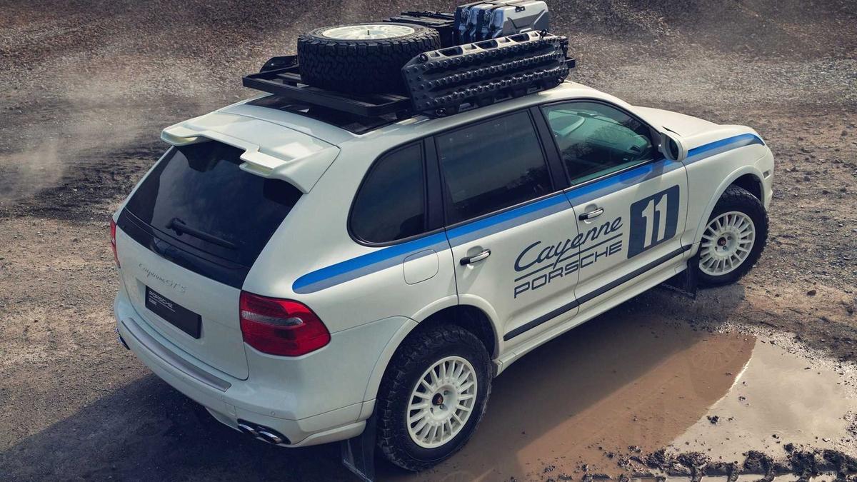 Porsche Classic Cayenne 2021