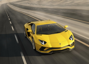 2017-lamborghini-aventador-s_1