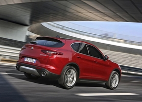 alfaromeo-stelvio-newengines-2