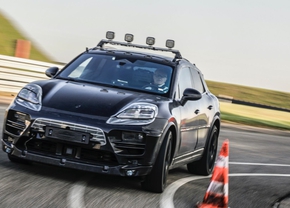 Porsche Macan EV teaser 2022