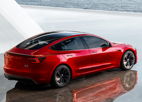 Tesla Model 3 Performance Highland facelift