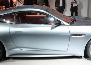 Live op de IAA 2011: Jaguar C-X16 Concept
