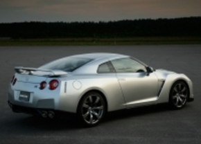 Nissan GT-R krijgt 40 extra paarden in 2013