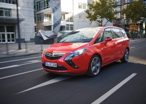 Opel Zafira Tourer krijgt krachtige BiTurbo diesel
