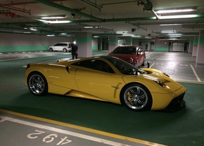 15-year-old-gets-a-huayra-for-his-birthday-youngest-pagani-owner_5