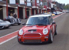 Mini Cooper S race