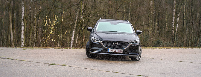 Mazda6 zwart test